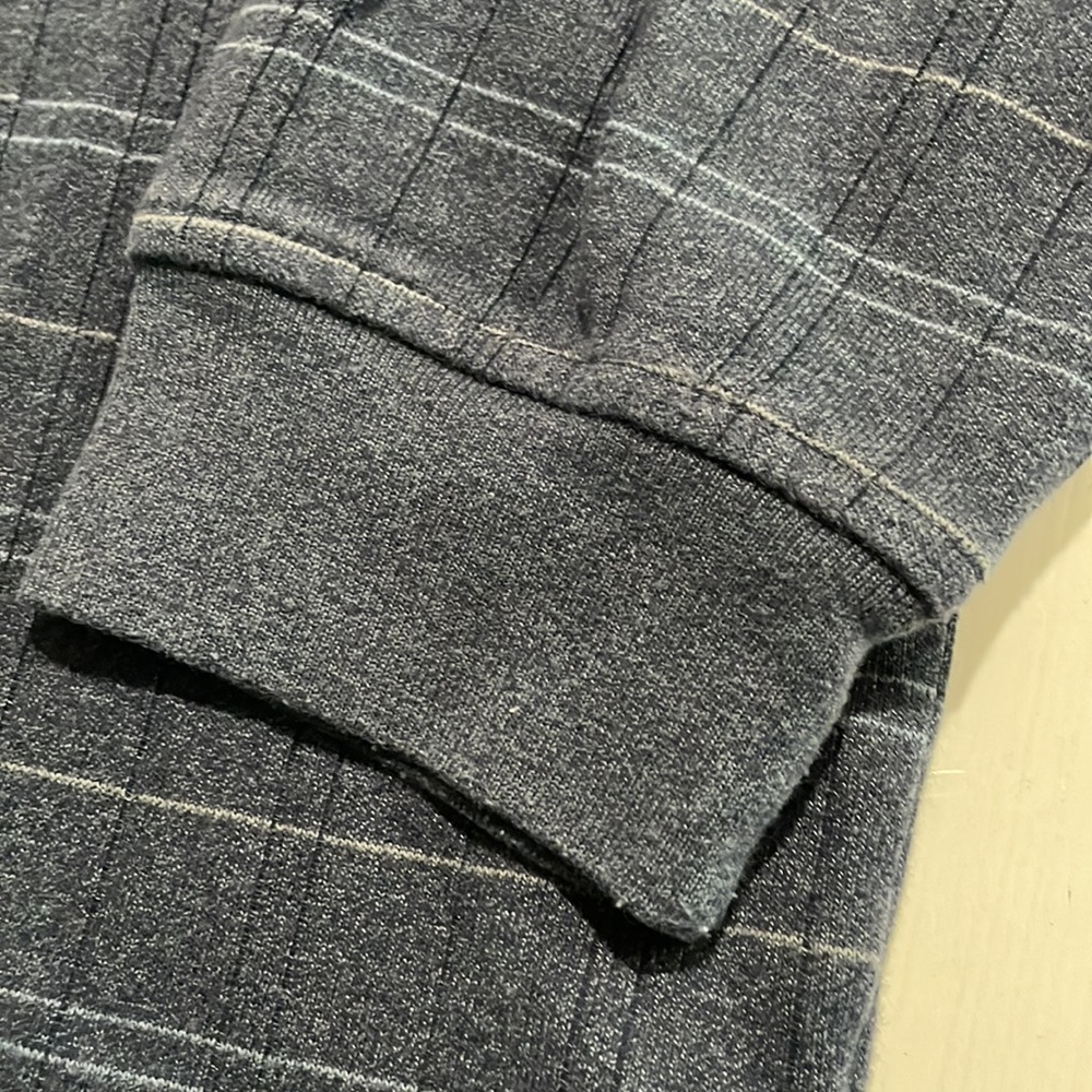 Van Heusen dark blue window pane longsleeve polo. Men's L. Excellent condition. - Picture 4 of 6